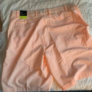 Men’s Nike golf shorts